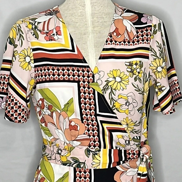 Who What Wear Spring Blocked Floral True Wrap "Almost A Maxi" Dress - Size XS - Picture 2 of 6